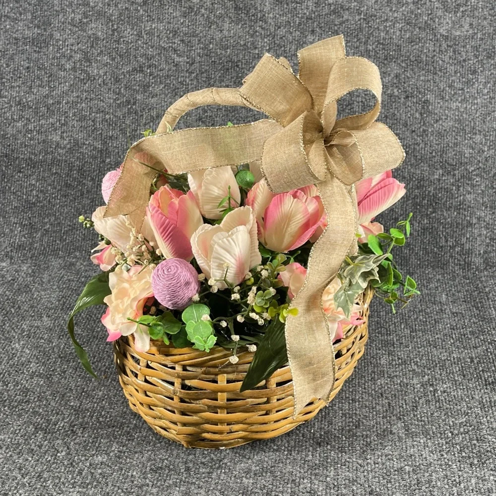 * Spring Tulip Basket Centerpiece